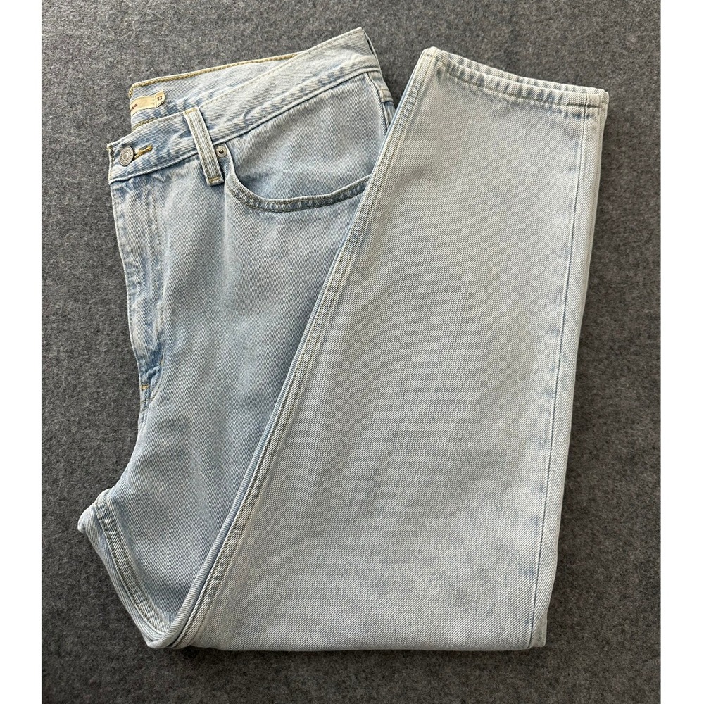 Levi's Premium 80s Mom Jean Women 33‎ Light Wash Blue High Rise Retro Preppy